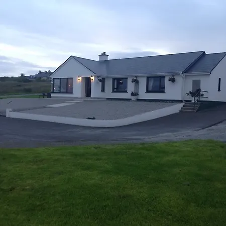 Radharc An Oileain מלון דונגול